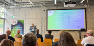 Prof. Dr. Jörg Müller-Lietzkow bei seinem Vortrag auf dem Hot Topic Seminar 2025