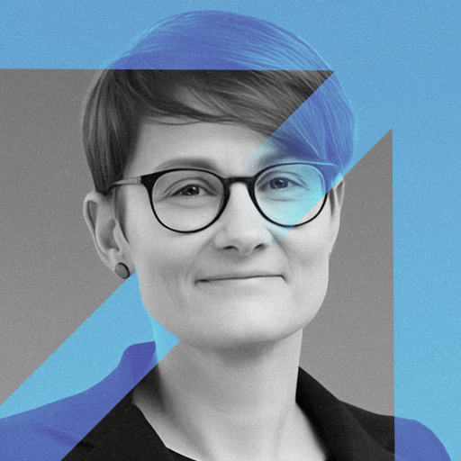 Dr. Josephine Tröger