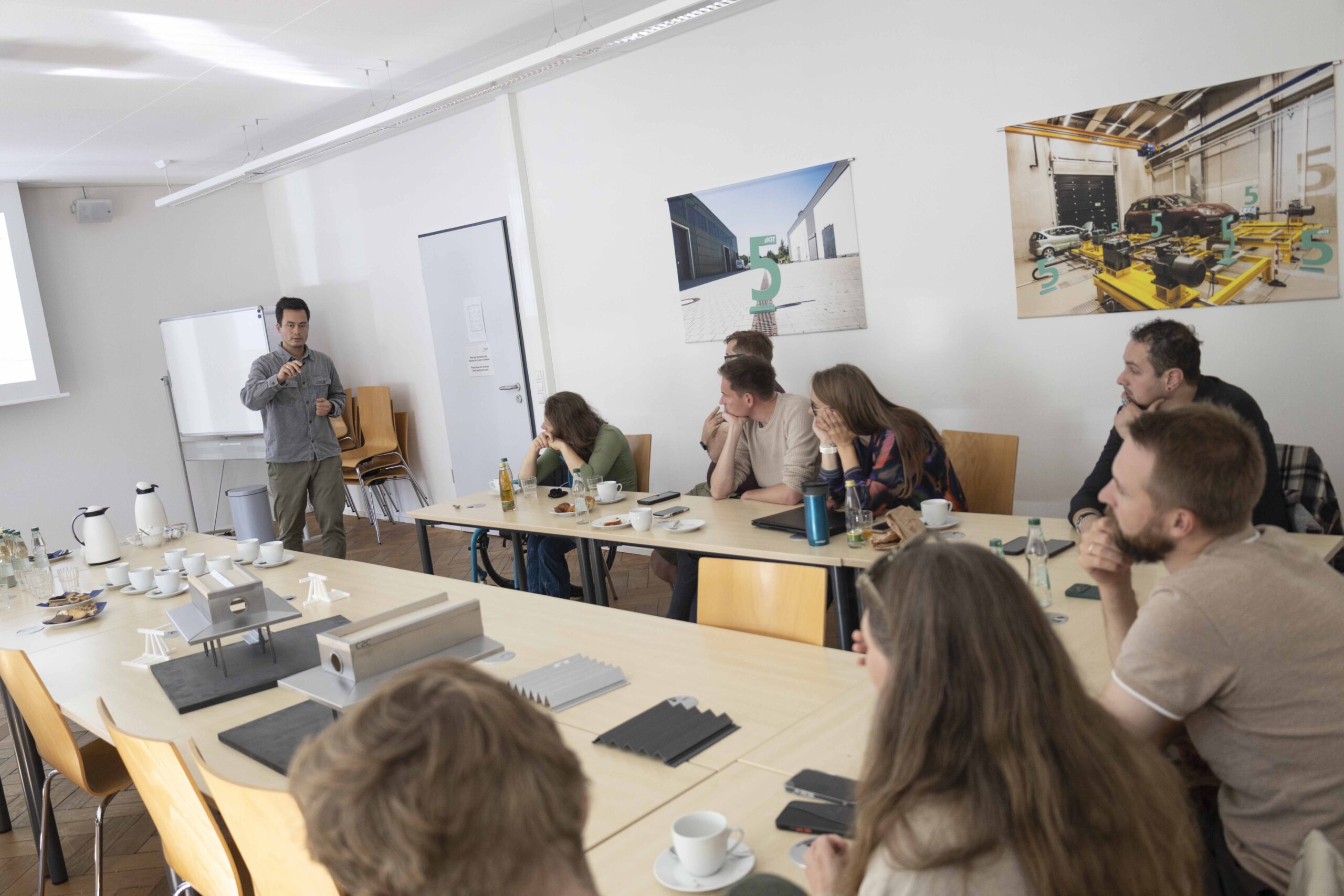 Vortrag zum Thema „Mobility Hubs“ von Aristid Chang am KIT (FAST)